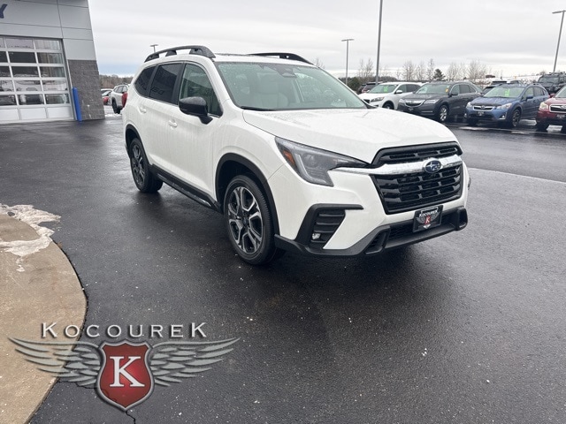 2026 Subaru Ascent Limited's photo