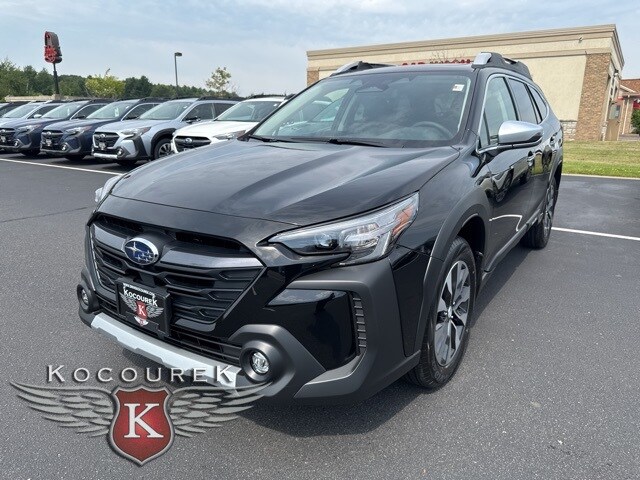 2025 Subaru Outback Touring XT photo 3