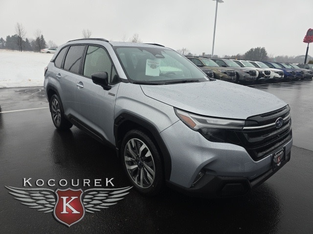 2025 Subaru Forester Touring's photo