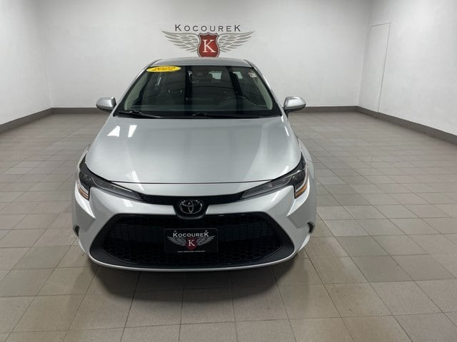 Used 2022 Toyota Corolla LE with VIN 5YFEPMAE9NP354289 for sale in Wausau, WI