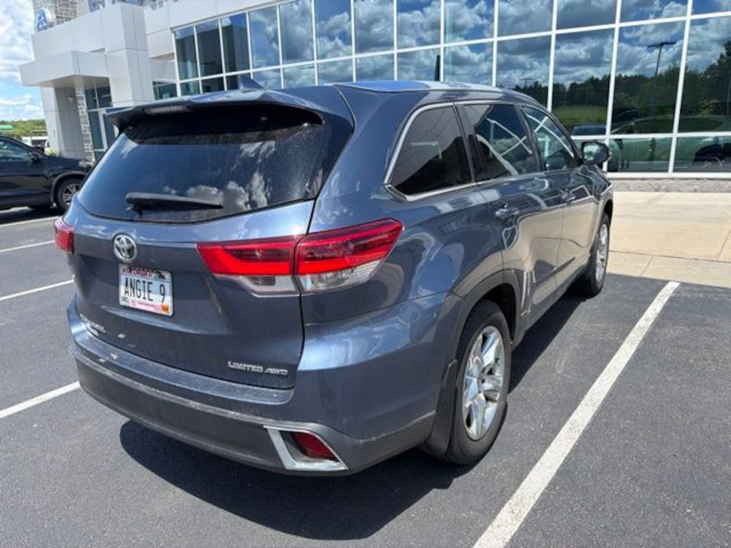 Used 2019 Toyota Highlander Limited SUV