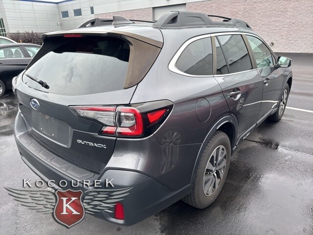 2021 Subaru Outback Premium photo 4