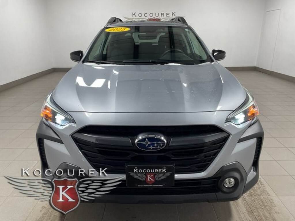 Used 2025 Subaru Outback Premium SUV