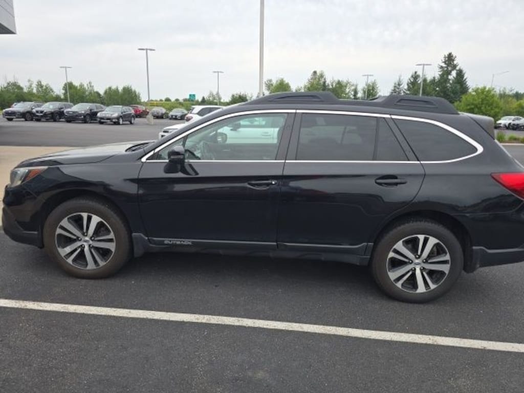 Used 2018 Subaru Outback 2.5i SUV