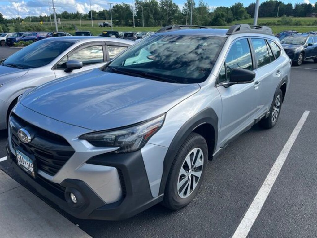 Used 2024 Subaru Outback 2.5i SUV