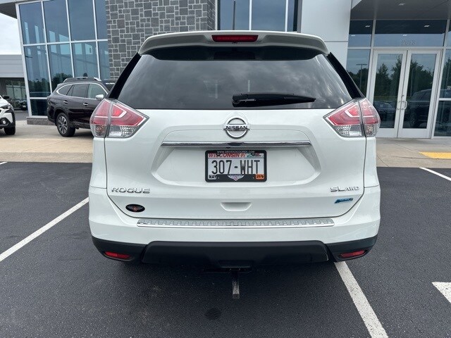 2014 Nissan Rogue SL photo 4