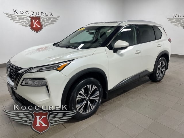 2021 Nissan Rogue SV photo 3