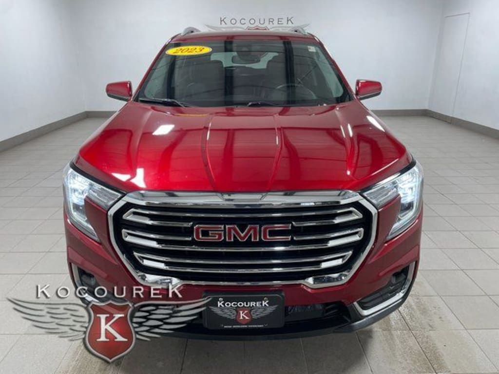 Used 2023 GMC Terrain SLT SUV