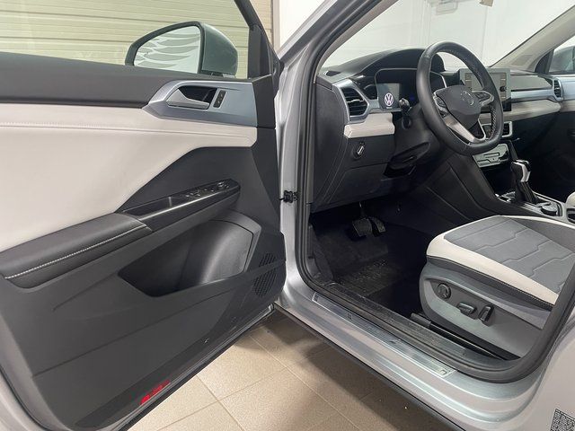 2026 Volkswagen Taos SE - Photo 12