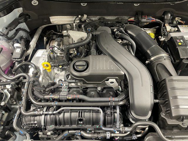 2026 Volkswagen Taos SE Black - Photo 26