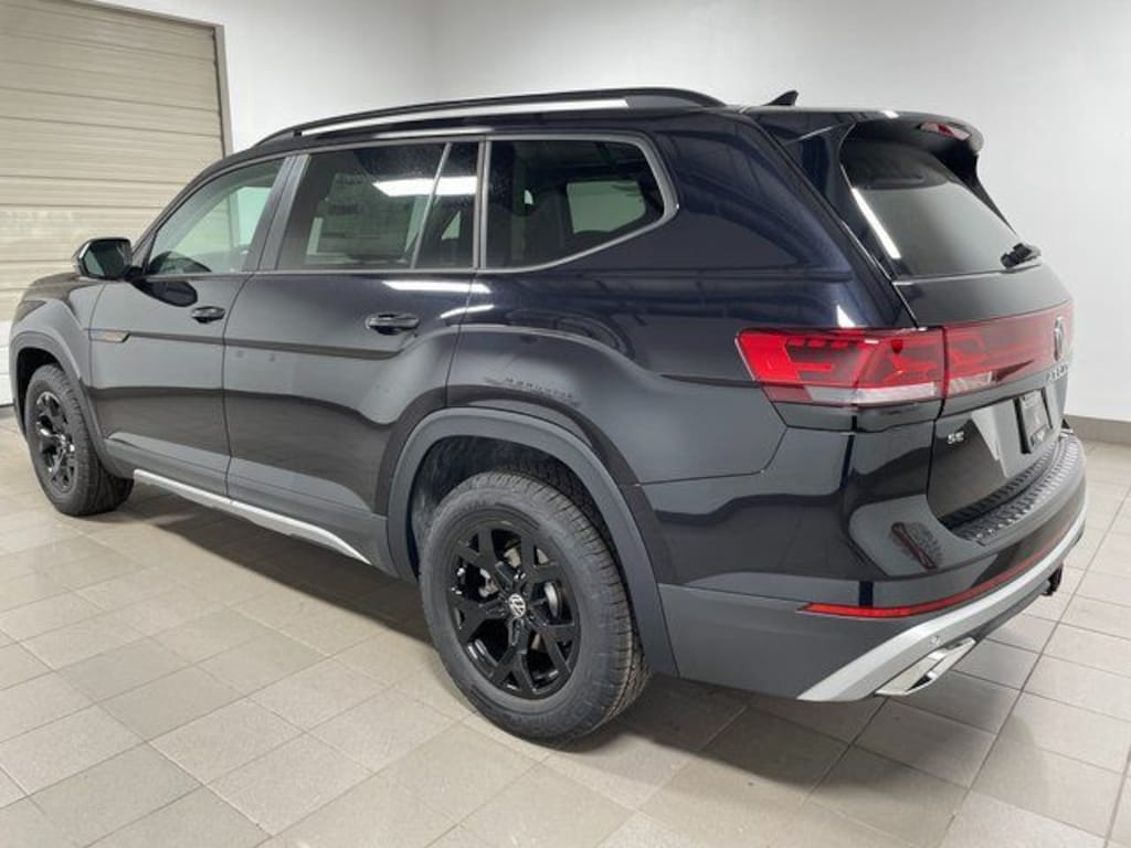 New 2026 Volkswagen Atlas 2.0T Peak Edition SUV