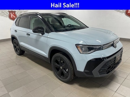 2026 Volkswagen Taos 1.5T SE Black SUV