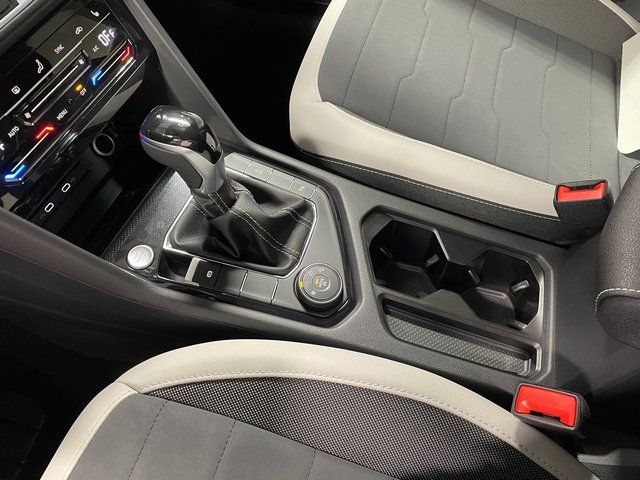 2026 Volkswagen Taos SE - Photo 19