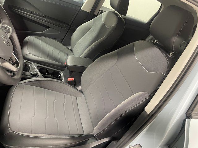 2026 Volkswagen Taos SE Black - Photo 14