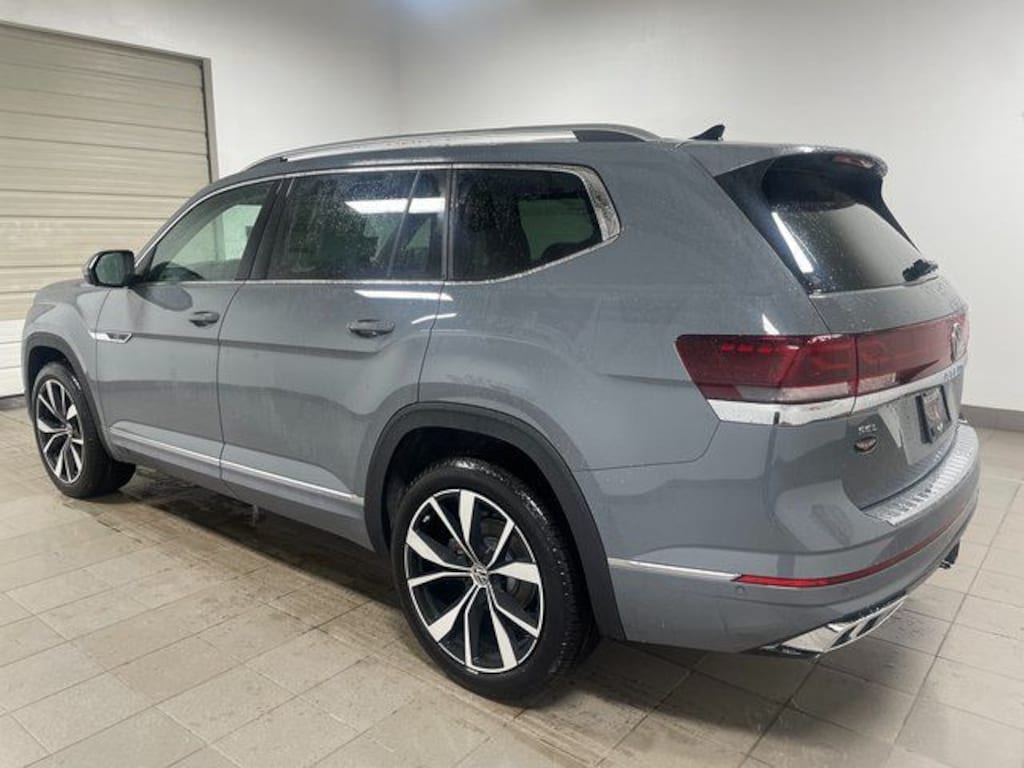 New 2026 Volkswagen Atlas 2.0T SEL Premium R-Line SUV
