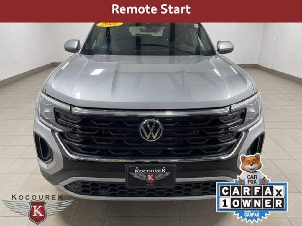 Used 2025 Volkswagen Atlas Cross Sport 2.0T SE w/Technology SUV