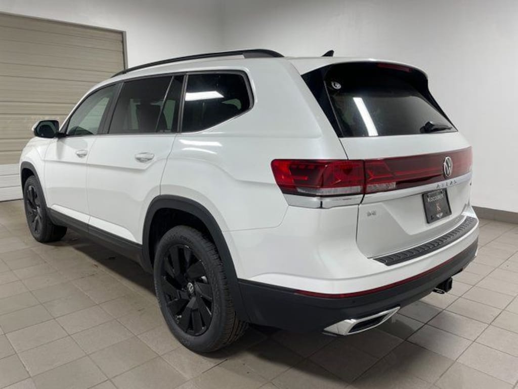 New 2026 Volkswagen Atlas 2.0T SE w/Technology SUV