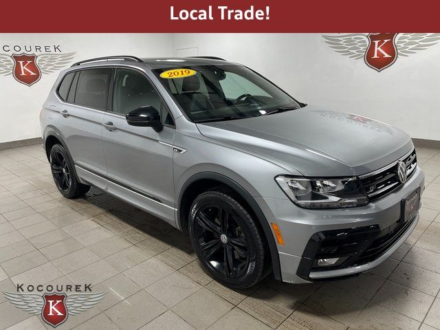 2019 Volkswagen Tiguan 2.0T SEL R-Line 4Motion's photo