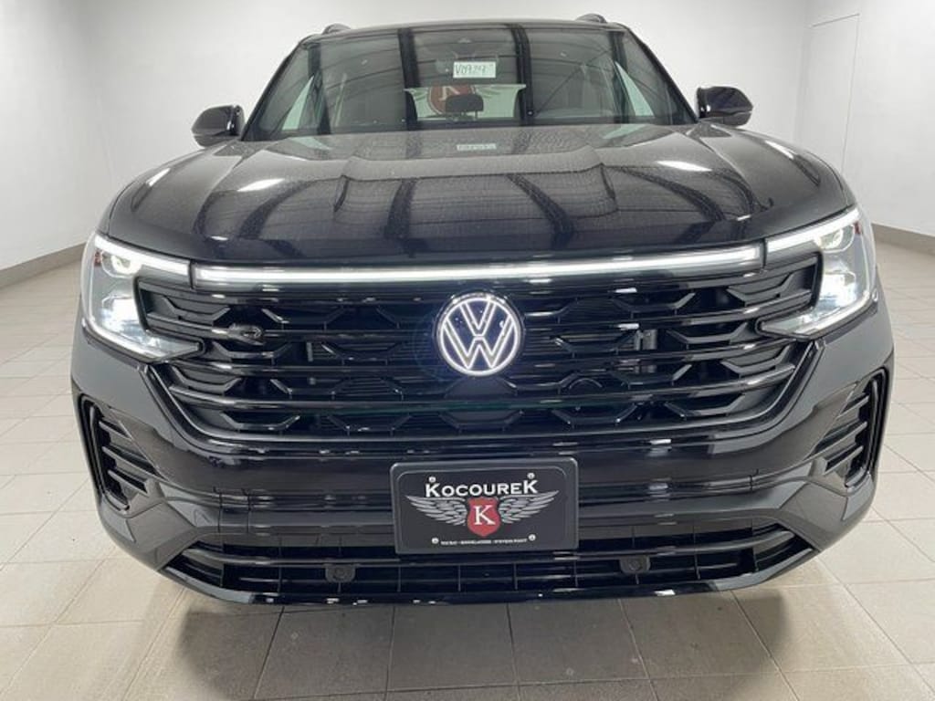 New 2026 Volkswagen Atlas Cross Sport 2.0T SEL R-Line Black SUV