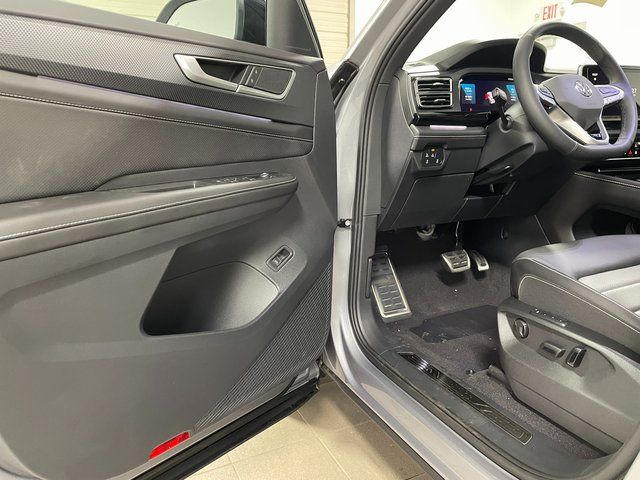 2026 Volkswagen Atlas Cross Sport SEL R-LINE - Photo 11