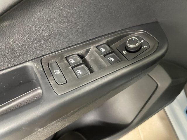 2026 Volkswagen Taos SE Black - Photo 22