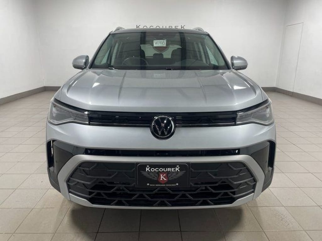 New 2026 Volkswagen Taos 1.5T SE SUV