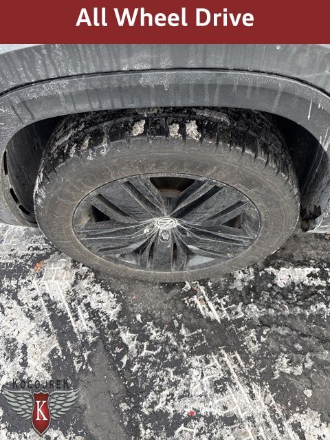 2019 Volkswagen Atlas V6 SEL Premium photo 3