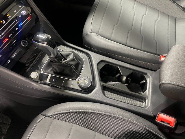 2026 Volkswagen Taos SE Black - Photo 19