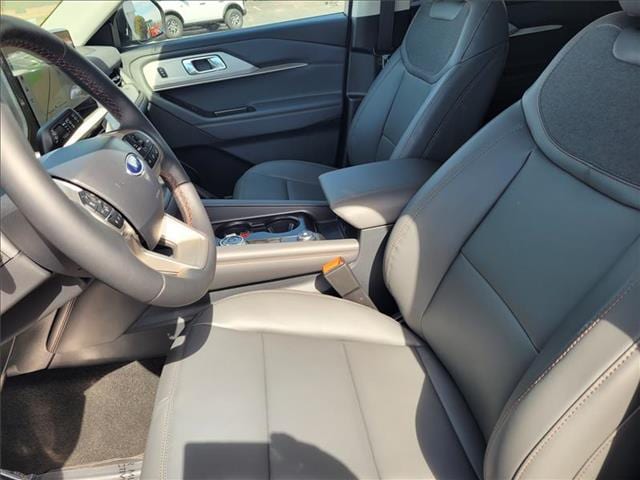 2026 Ford Explorer Active - Photo 18