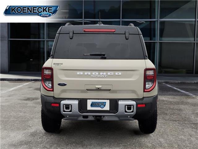 2025 Ford Bronco Sport Outer Banks photo 3