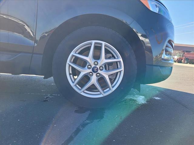 2022 Ford Edge SEL photo 4