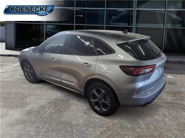 2023 Ford Escape ST-Line photo 3