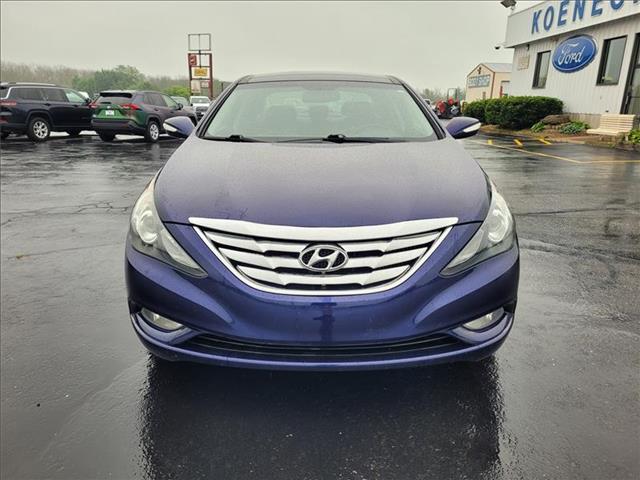 Used 2013 Hyundai Sonata Limited with VIN 5NPEC4AB8DH662597 for sale in Reedsburg, WI
