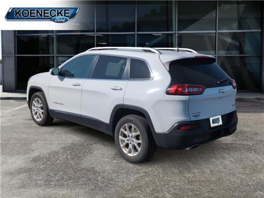 Used 2018 Jeep Cherokee Latitude Plus 4x4 SUV