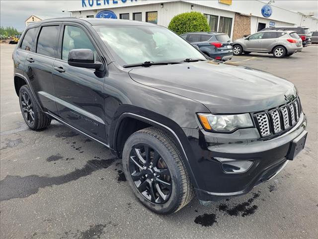 2021 Jeep Grand Cherokee Laredo photo 4