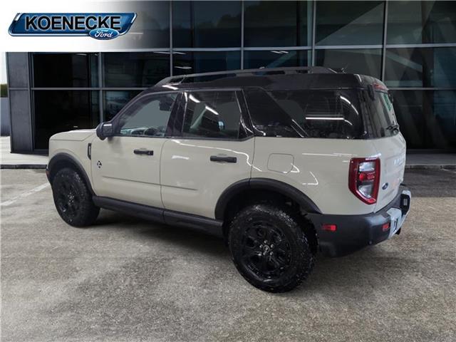 2025 Ford Bronco Sport Outer Banks photo 2