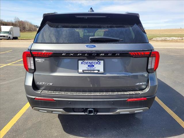 2026 Ford Explorer Active - Photo 6