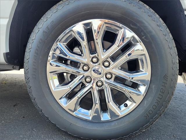 2025 Ford F-150 Lariat photo 4
