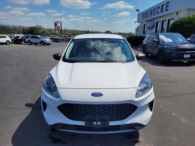 2021 Ford Escape S photo 2
