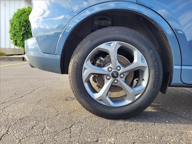 2023 Ford Escape ST-Line photo 4