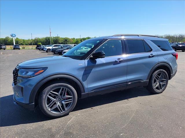 2025 Ford Explorer ST-LINE 4WD (PL535)'s photo