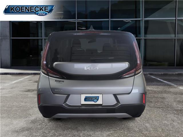 2024 Kia Soul LX photo 3