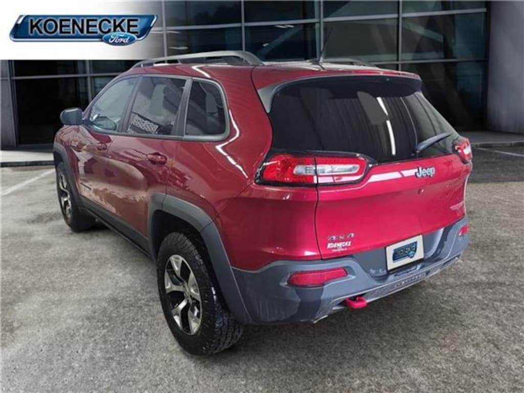 Used 2015 Jeep Cherokee Trailhawk 4x4 SUV