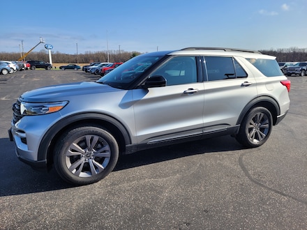 2023 Ford Explorer XLT 4x4 SUV