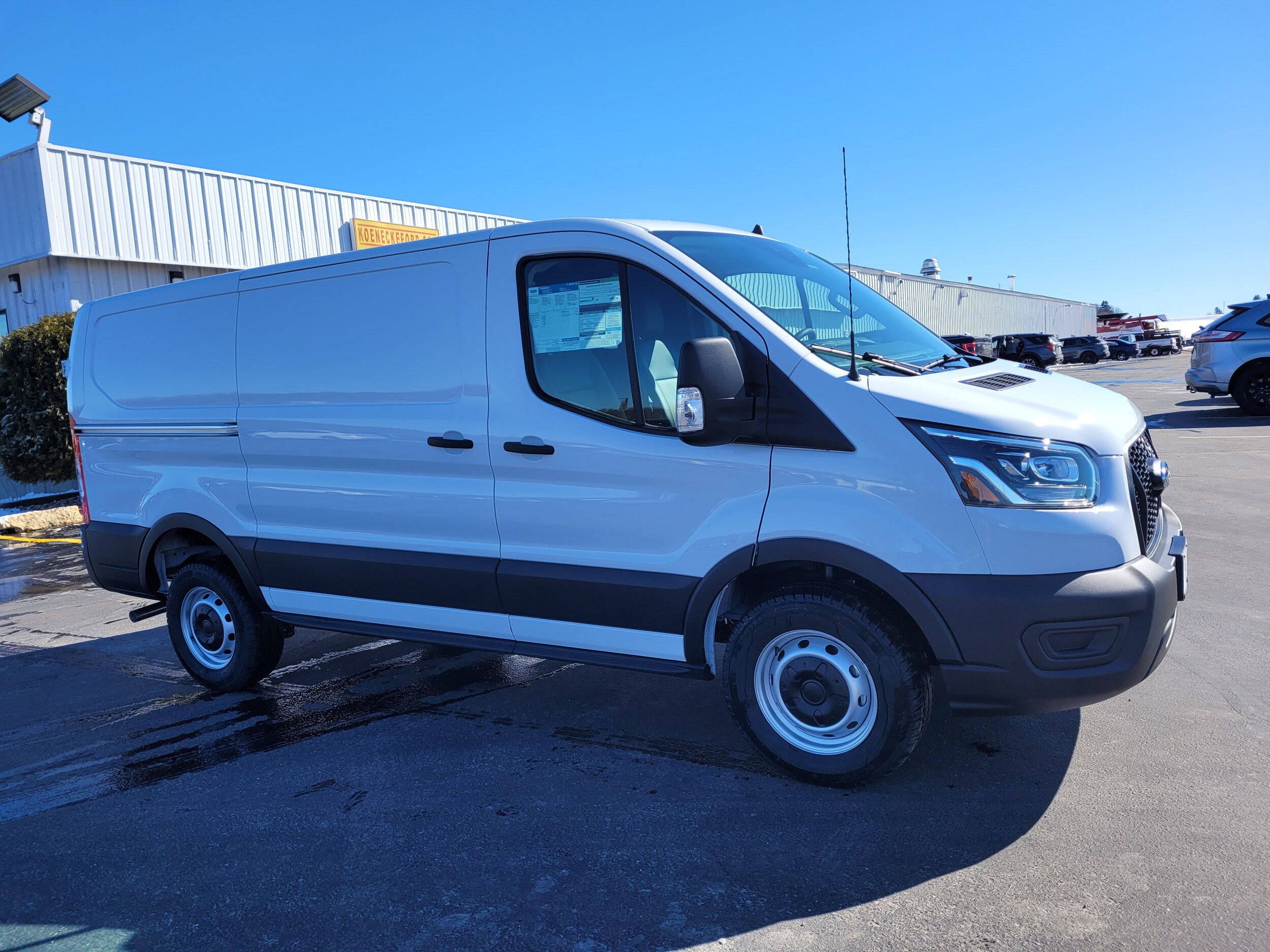 2025 Ford Transit photo 3