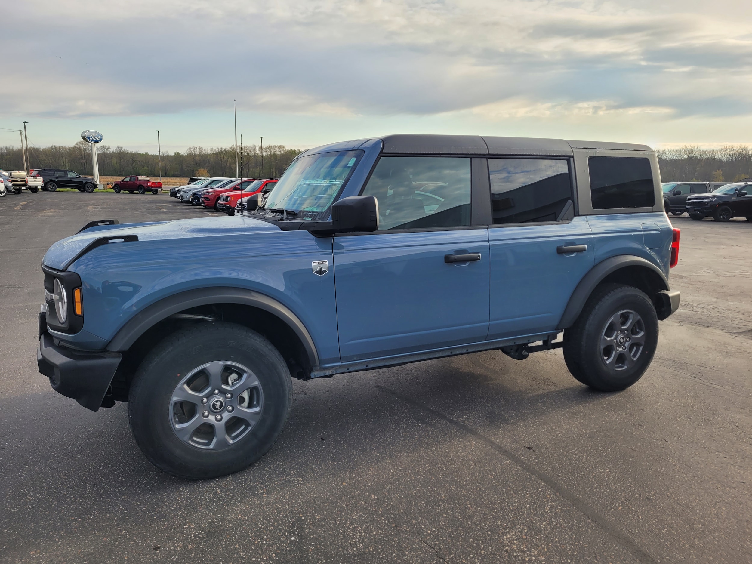 2025 Ford Bronco SUV 