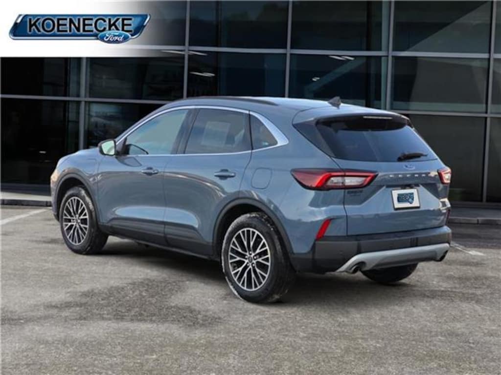 Used 2025 Ford Escape PHEV Front-Wheel Drive SUV