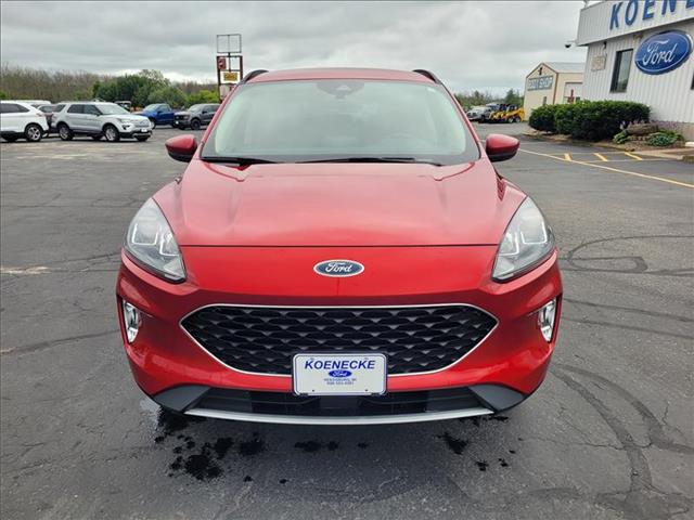 2020 Ford Escape SEL photo 2