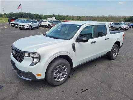 2025 Ford Maverick XLT Front-Wheel Drive SuperCrew 4.5 ft. box 121.1 Truck SuperCrew