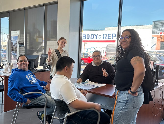 Koeppel Subaru donates to QSAC